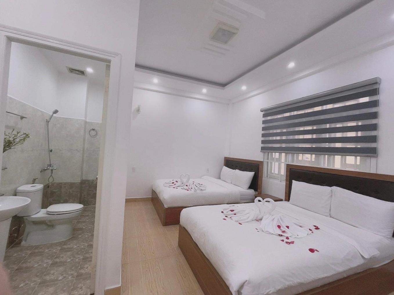 Phuong Vy Hotel Da Lat Esterno foto